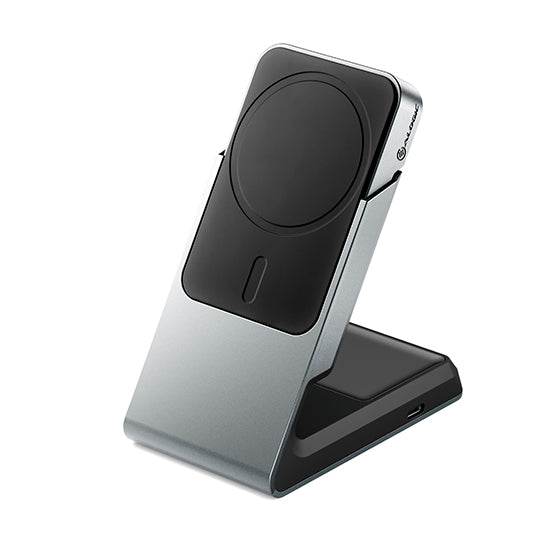 Matrix 2-In-1 Universal Magnetic Charging Dock